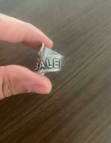 Anel Balenciaga Novo