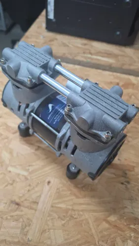 Bomba de Vacuo 89 AMP - 220V