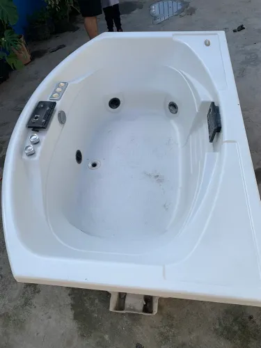 Jacuzzi