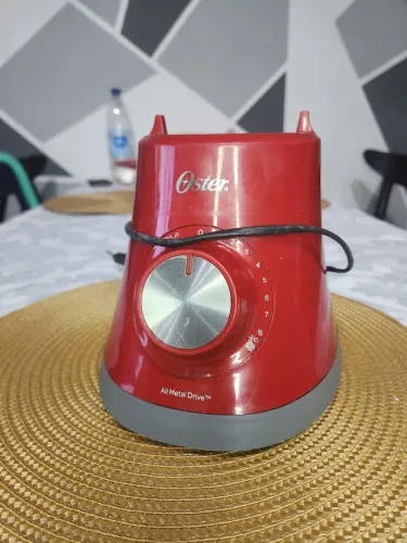 Liquidificaliquidor 220v Oster Super Chef 750W