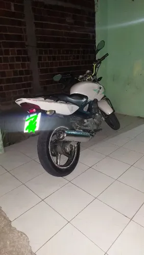 Cbx 250 twister tá ótima impecável