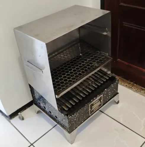 Churrasqueira Apolo Parrilla Mini + tampa/cobertura aço inox