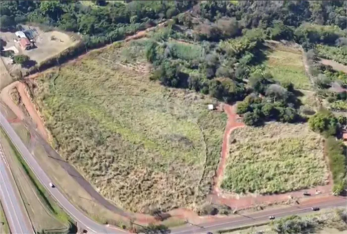 Terreno à venda em Machados - SP