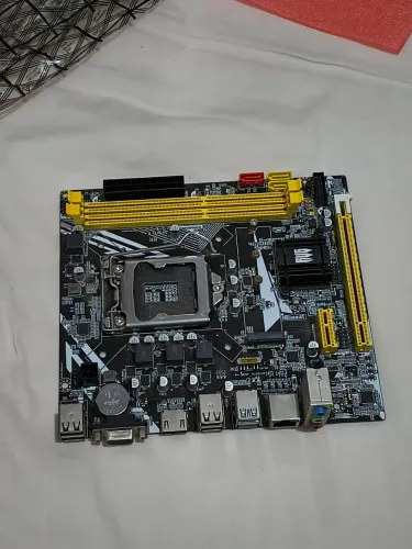 Placa mãe B75M 1155, suporta processadores de 2°/3° gen, i3, i5 e i7