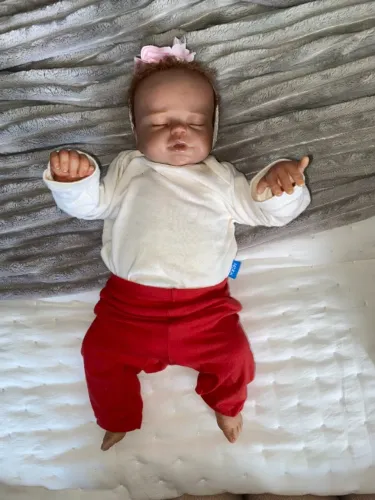 Bebe reborn ruivinha usada em bom estado