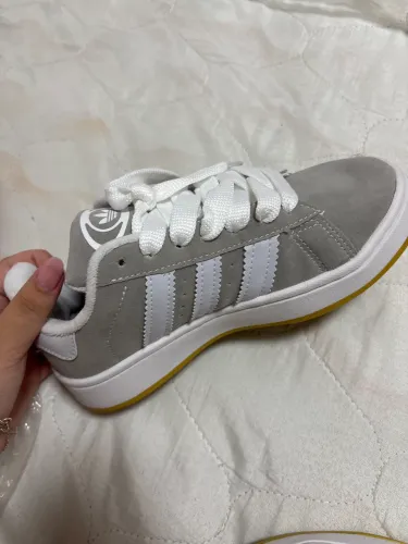 tênis adidas