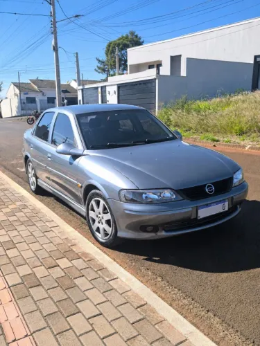Chevrolet Vectra GLS/ Challenge 2.2 MPFI 16V 2001