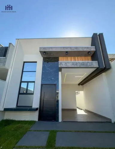 Casa Exclusiva à venda no Santa Cruz II | em Rua Fechada | 3 suítes com closet e piscina |