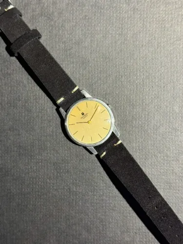 Relógio Universal Genève Altesse Ultra-thin