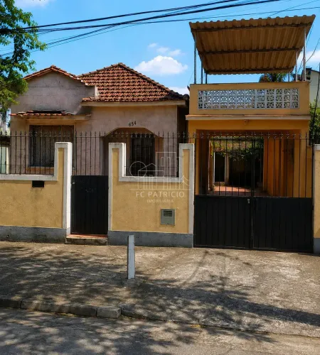 EXCELENTE IMÓVEL EM BANGU LOCALIZAÇÃO PRIVILEGIADA PARA COMÉRCIO, CLÍNICA, ESCOLA OU INVE