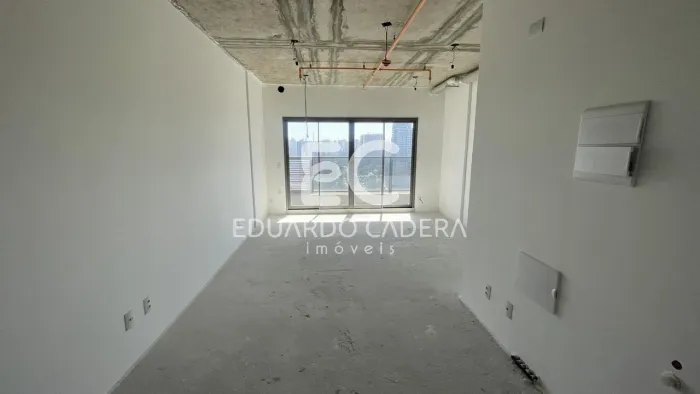 Comercial novo - no contra-piso