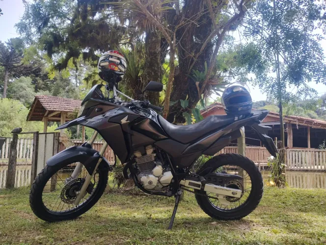 Xre 300 impecável