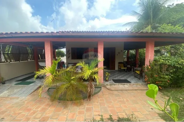 Encante-se com Sua Casa de Praia em Serrambi!