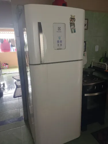 vendo geladeira grande 