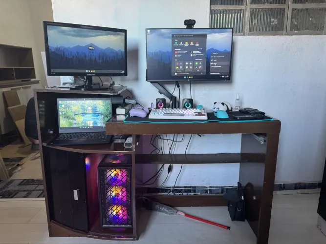 Escrivaninha de Canto Gamer/Home Office Robusta e Espaçosa