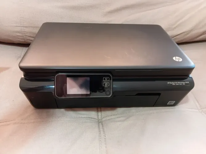Impressora HP Deskjet Ink Advantage 5525