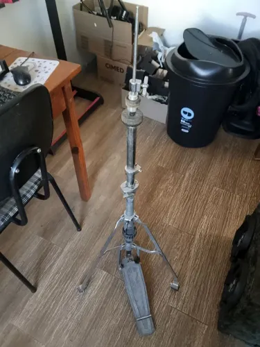 Máquina de chimbal hi-hat pedal com pés giratório 