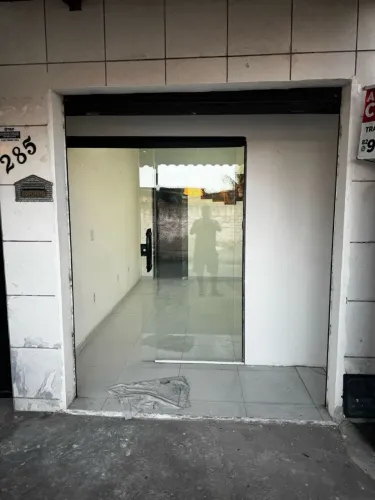Alugo ponto comercial no Jacintinho