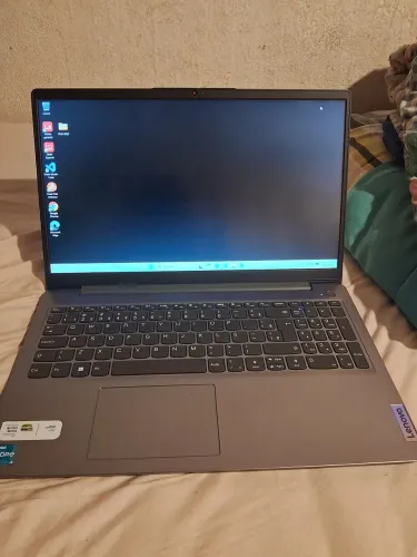 NOTEBOOK LENOVO