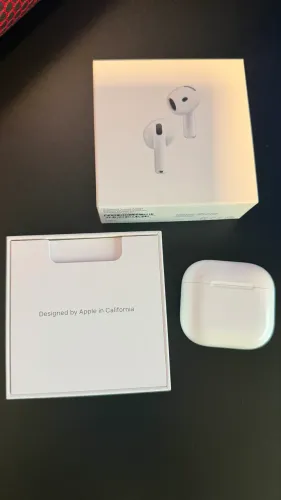 AirPods 4 - Com Cancelamento de Ruído