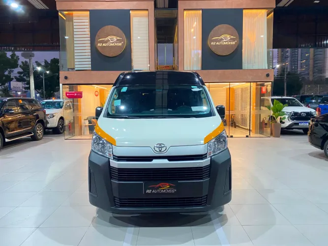 Toyota Hiace MINIBUS DX 2.8 TDI 16L AUT. 2025