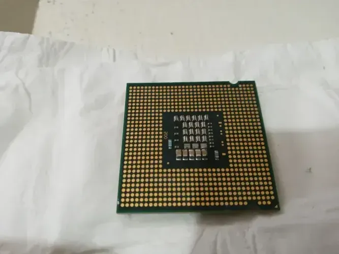 Processador Core 2 Duo E8400 Intel 3.0Ghz