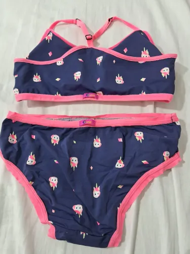Conjunto de calcinha e sutiã puket