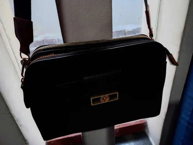 Linda bolsa de ombro.