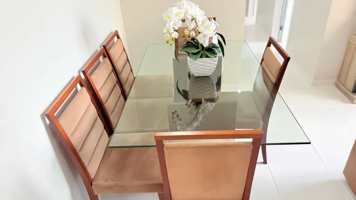 Mesa em Vidro 6 lugares 
