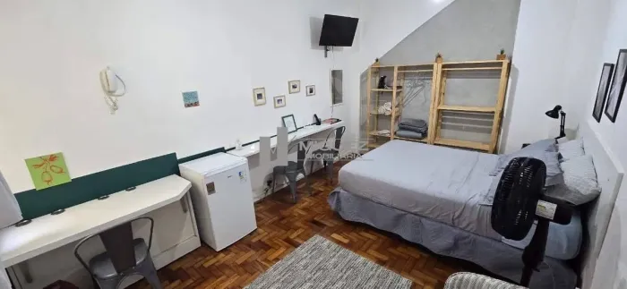 Studio à venda, Rua do Catete - Catete. Porteira fechada!!! Poucos passos do metrô e pouco