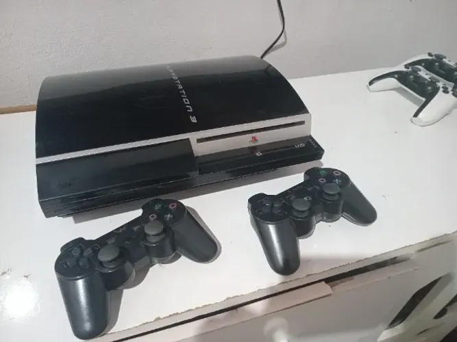 Playstation 3 fat bipa e desliga.