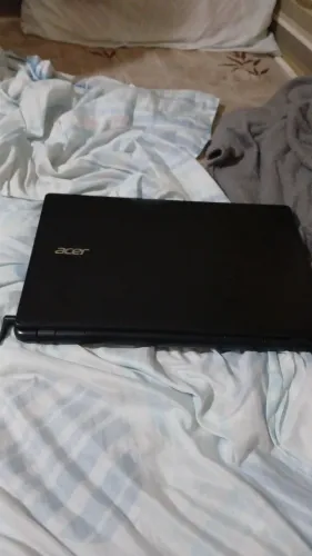 Notebook Acer Aspire E5 571 i3 222 de memória 8Gb  de processamento 5° geração 