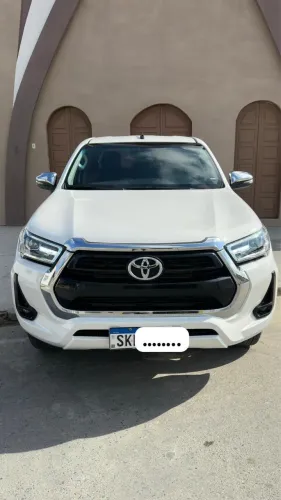 Toyota Hilux CD SRV 4X4 2.8 TDI Diesel Aut. 2025