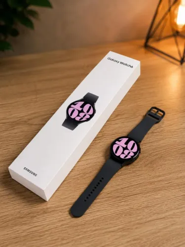 Relógio Samsung Galaxy Watch 6 / 40mm / Preto