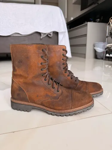 Bota Masculina Barcelona Design Cano Alto Couro Camurça Marrom Estonado | Bull Walk
