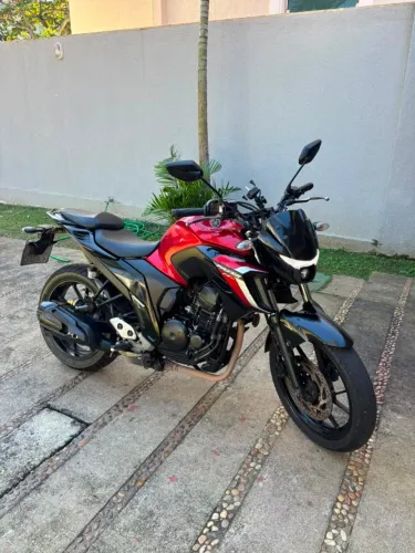 Yamaha FZ25 250cc Vermelha 2024