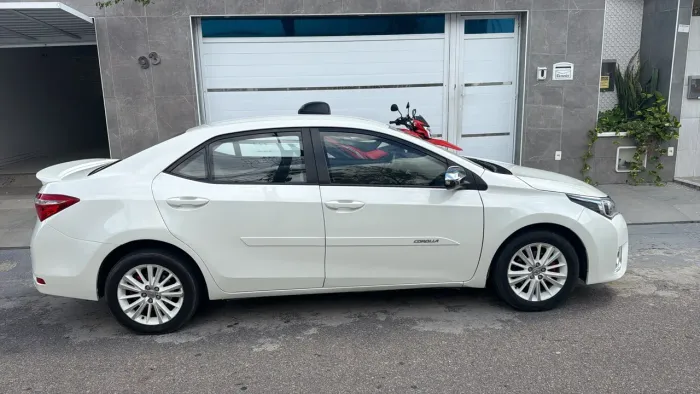 Toyota Corolla XEI 2.0 Flex 16V Aut. 2016