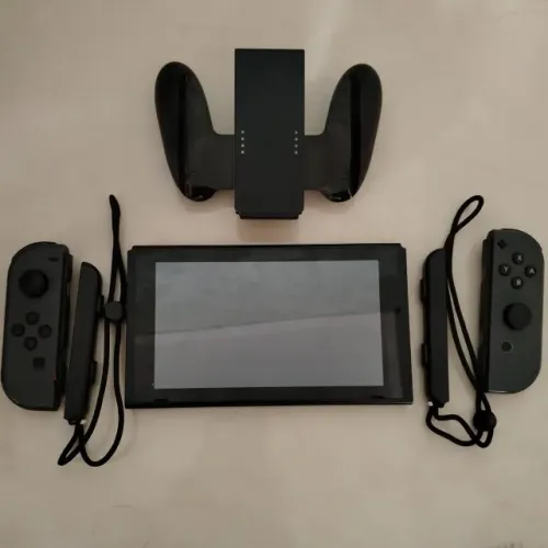 Nintendo Switch V2 Completo com Acessórios e Jogos