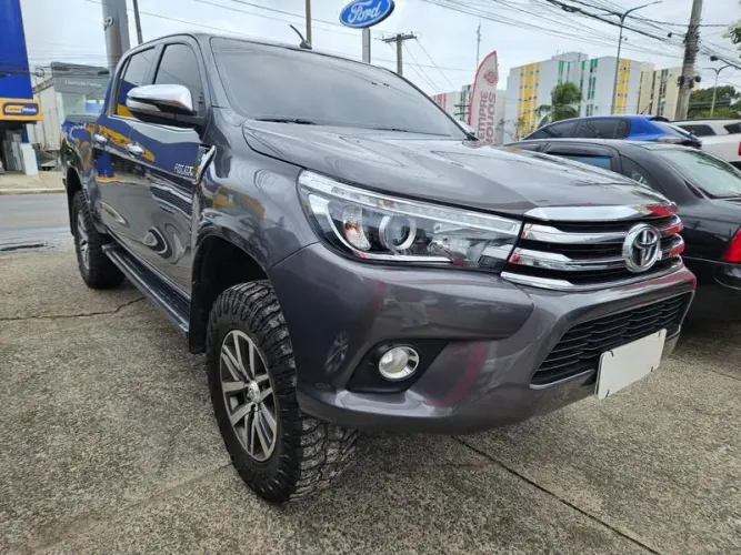 Toyota Hilux CD SRX 4X4 2.8 TDI 16V Diesel Aut. 2017