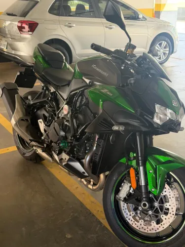 Kawasaki Z H2 Supercharged 2025/2025 | 1.600 km | Vitrificada | Impecável