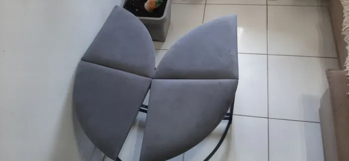 Banquetas com acento acochoado