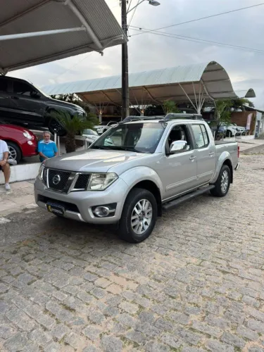 Nissan Frontier SL CD 4X4 2.5tb Diesel AUT 2014