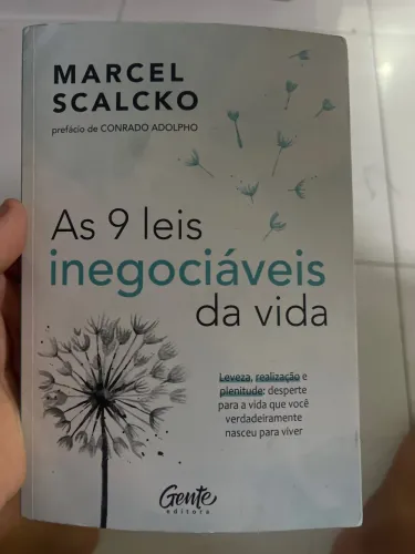Livro as 9 leis inegociáveis da vida