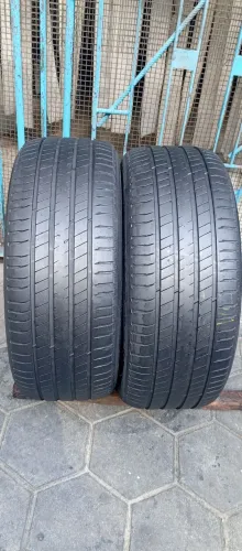 Pneus 255/45R20 Michelin