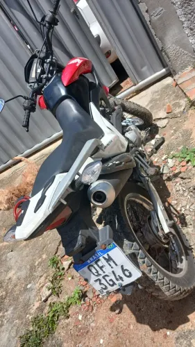 Vende ou troca por carro