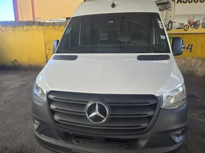 Mercedes-Benz Sprinter 417 Furgão L.t.a. Diesel (e6) 2024