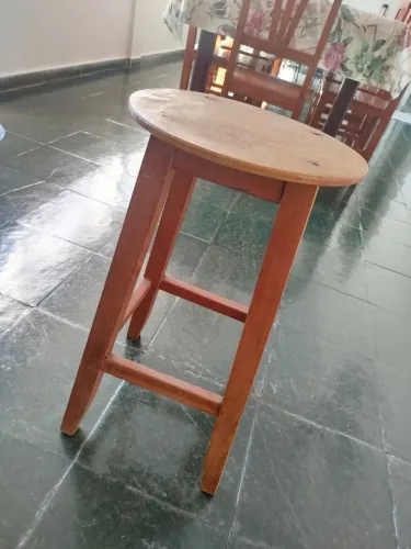 Vendo 08 Banquetas para Balcão (50$) cada