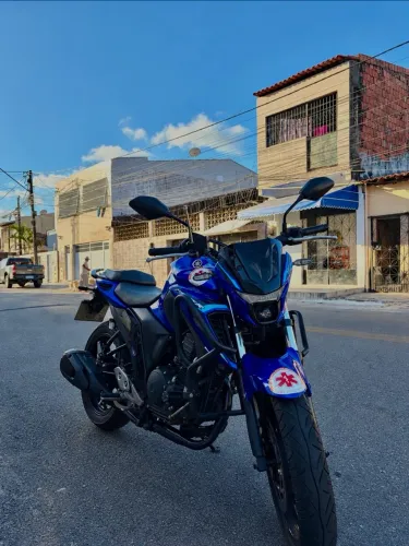 Yamaha FZ25 250 Fazer Connected 2025