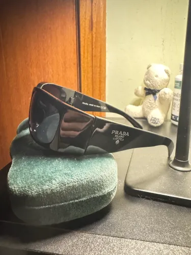 Oculos prada