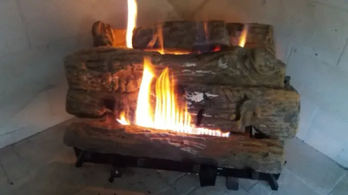 Lareiras a gás com lenhas falsas de 60 cm x38 cm direto da fábrica 